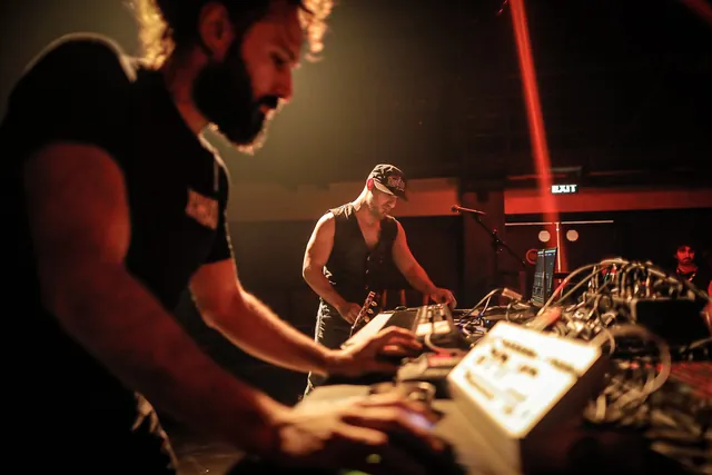 Terrorist Synthesizer, photo 5